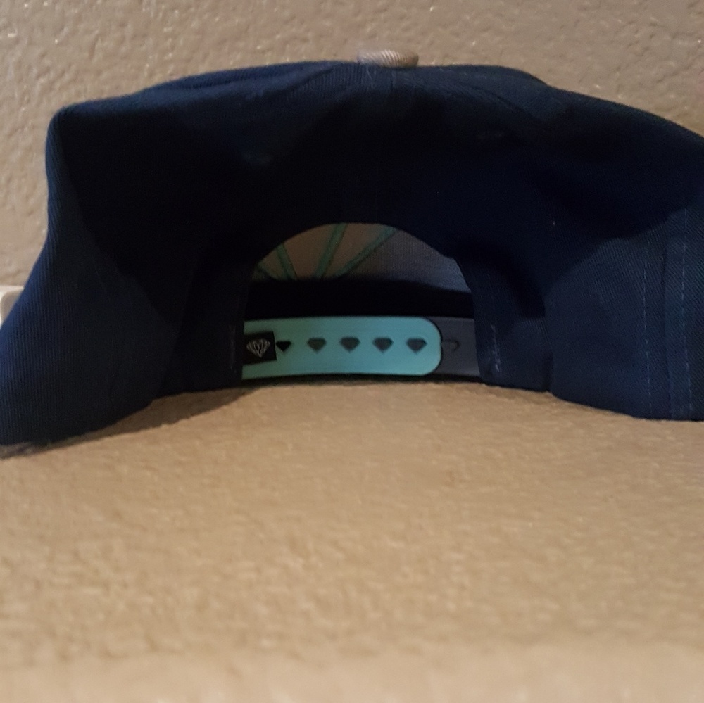 Hat - Picture 2 of 2